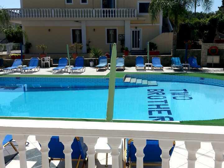 Two Brothers Studios Tsilivi  Ruang foto